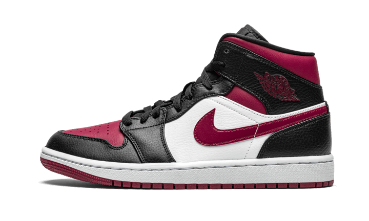 Air Jordan 1 Mid Bred Toe