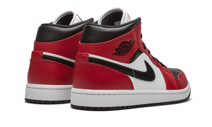 Air Jordan 1 Mid Chicago Toe