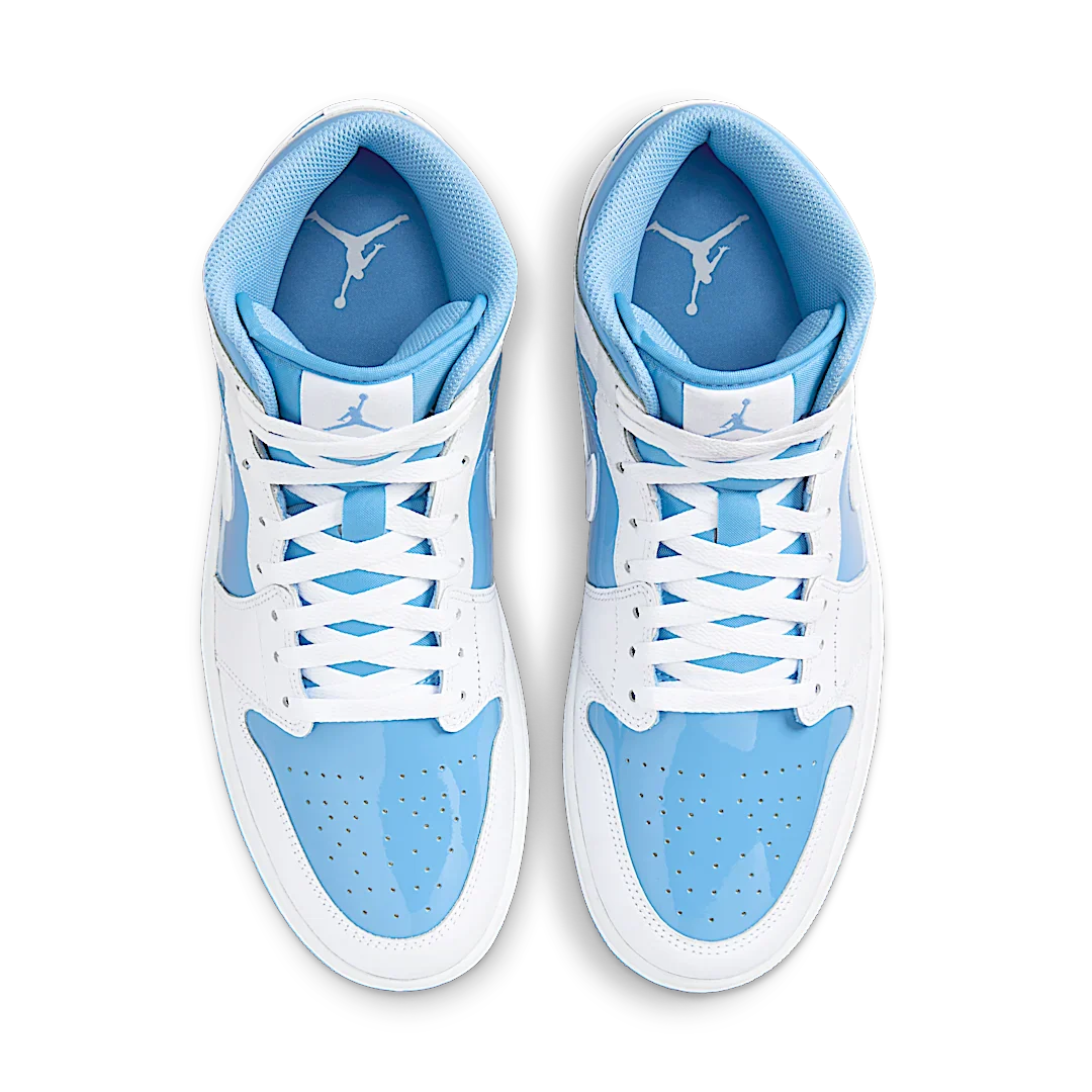 Air Jordan 1 Mid Legend Blue