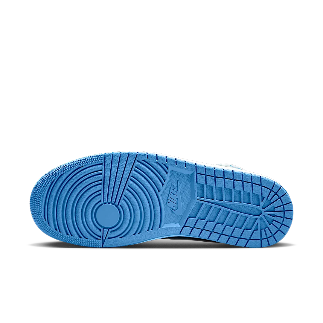Air Jordan 1 Mid Legend Blue