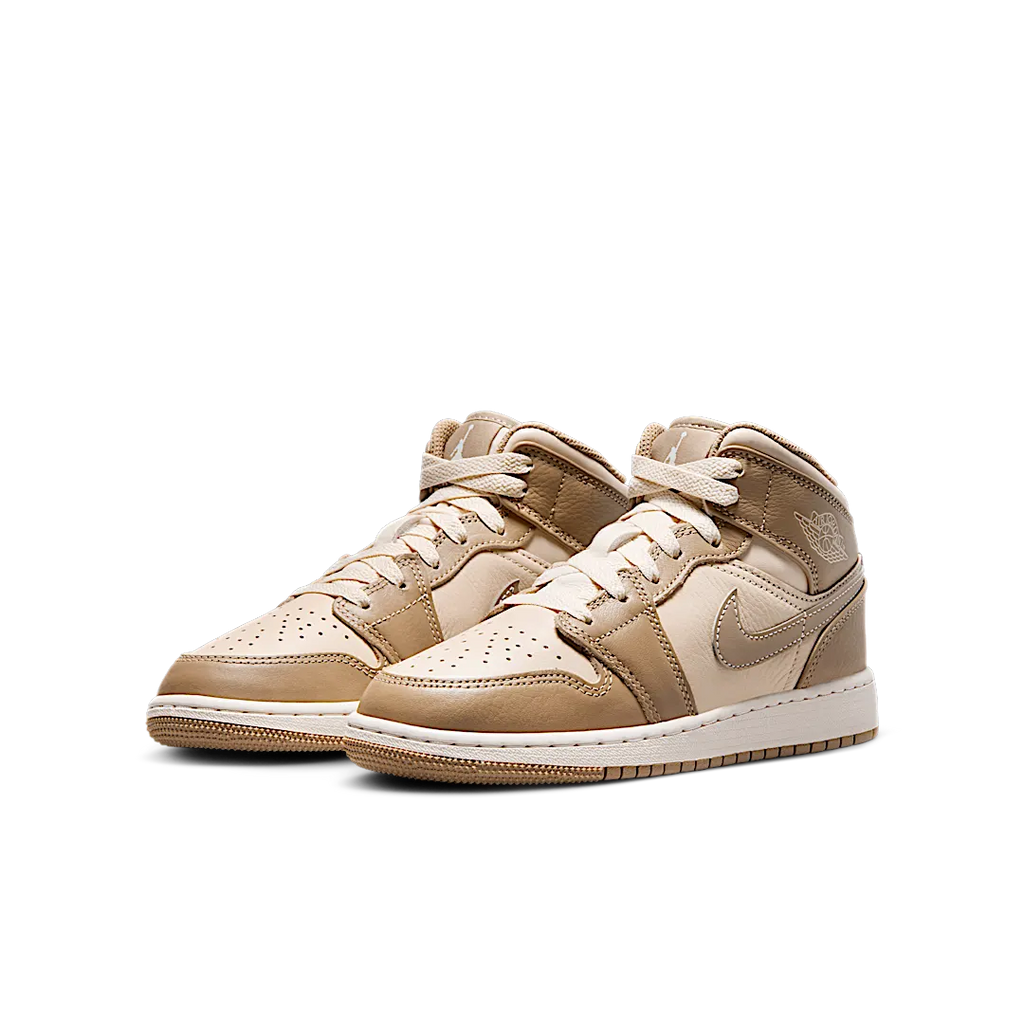 Air Jordan 1 Mid Legend Brown