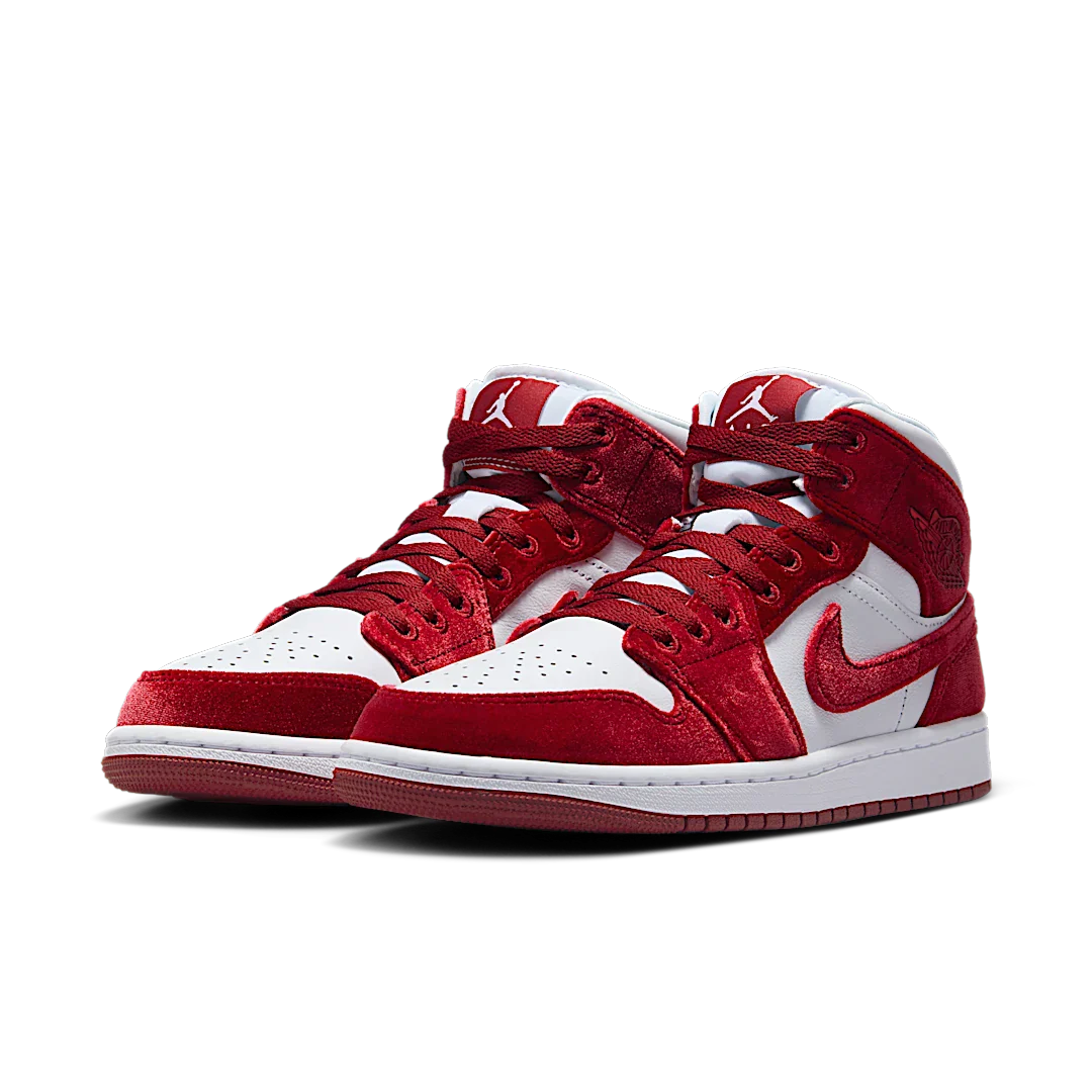 Air Jordan 1 Mid SE Red Velvet