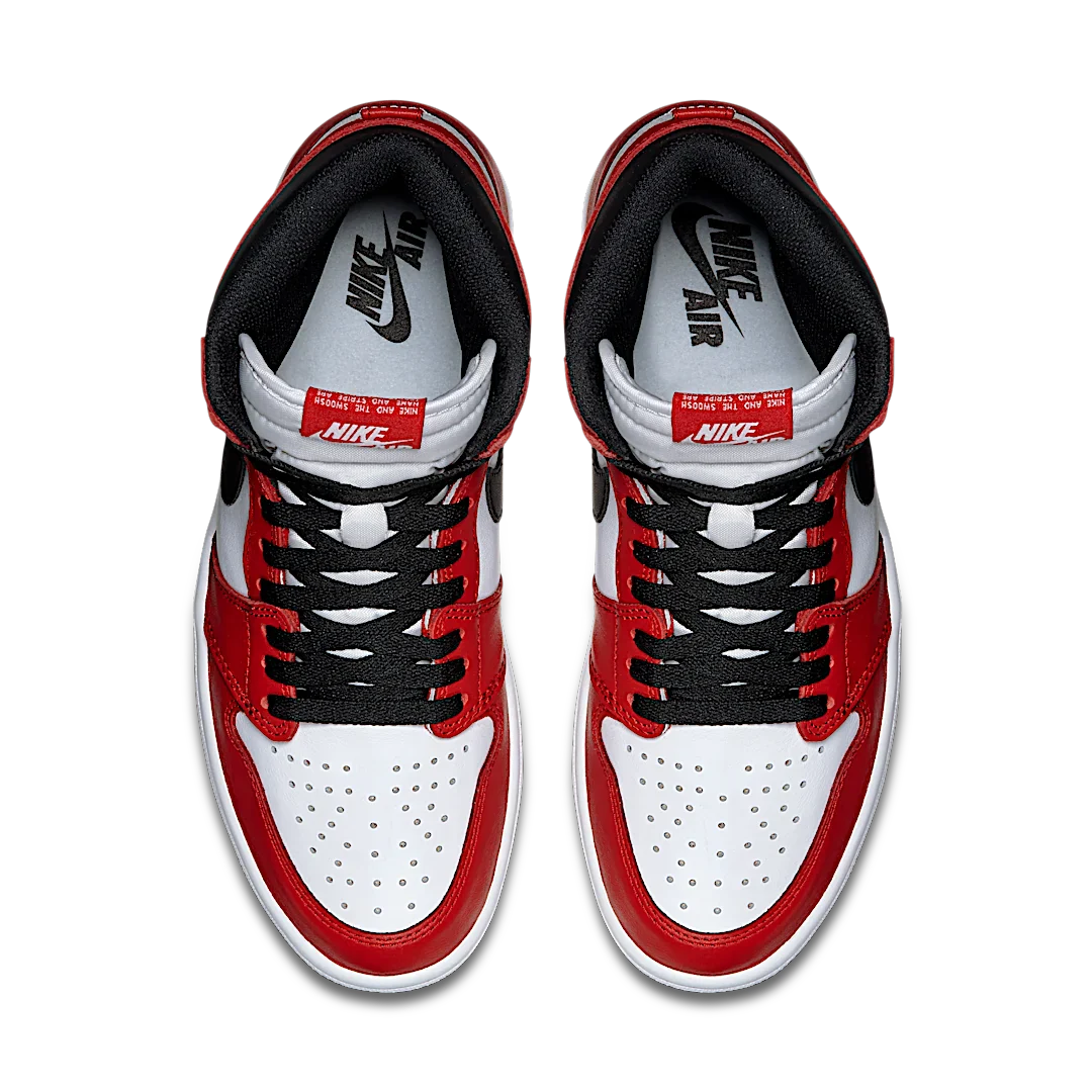 Air Jordan 1 Retro Chicago (2015)
