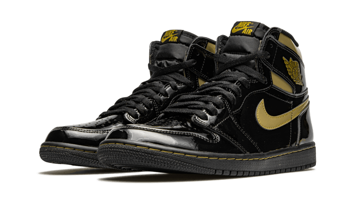 Air Jordan 1 Retro High Black Metallic Gold (2020)