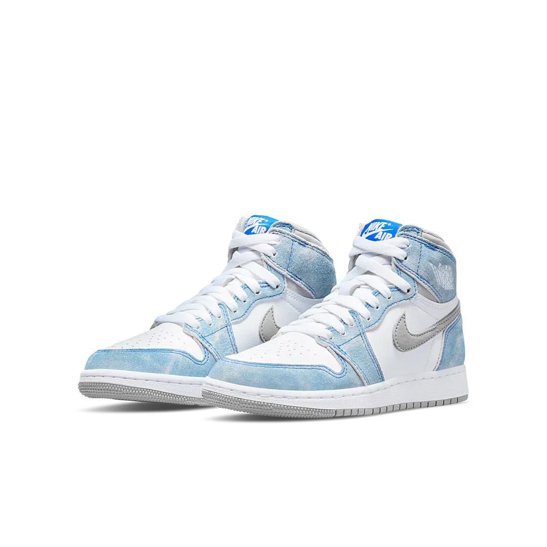 Air Jordan 1 Retro High Hyper Royal Smoke Grey
