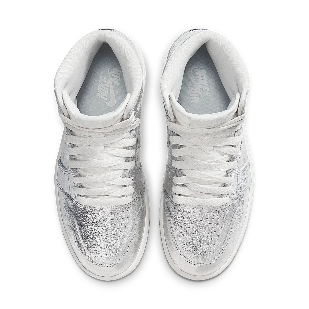 Air Jordan 1 Retro High OG Chrome