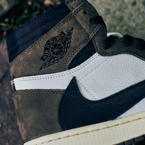 Air Jordan 1 Retro High OG SP Travis Scott Mocha