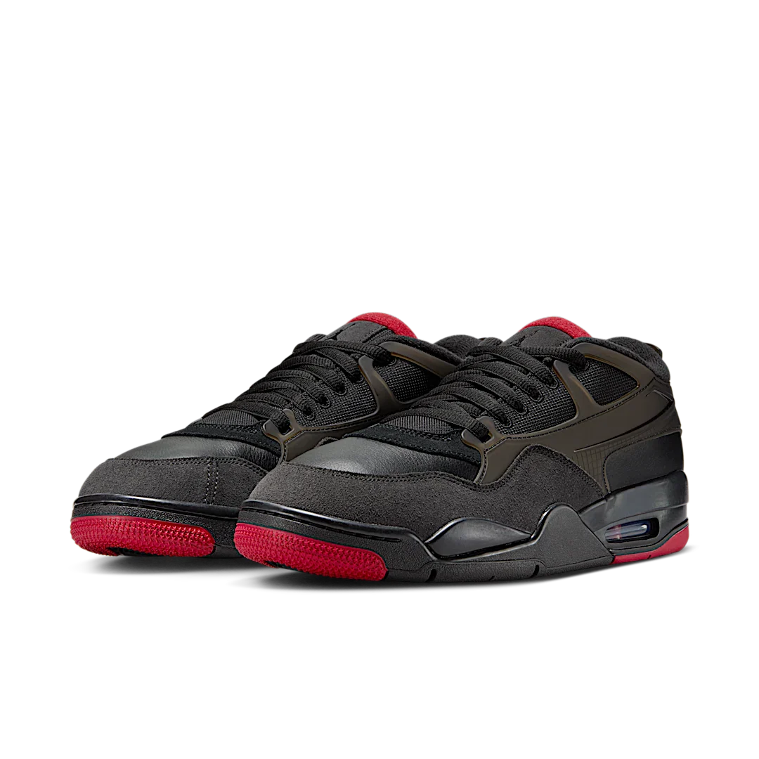 Air Jordan 4 RM Bred
