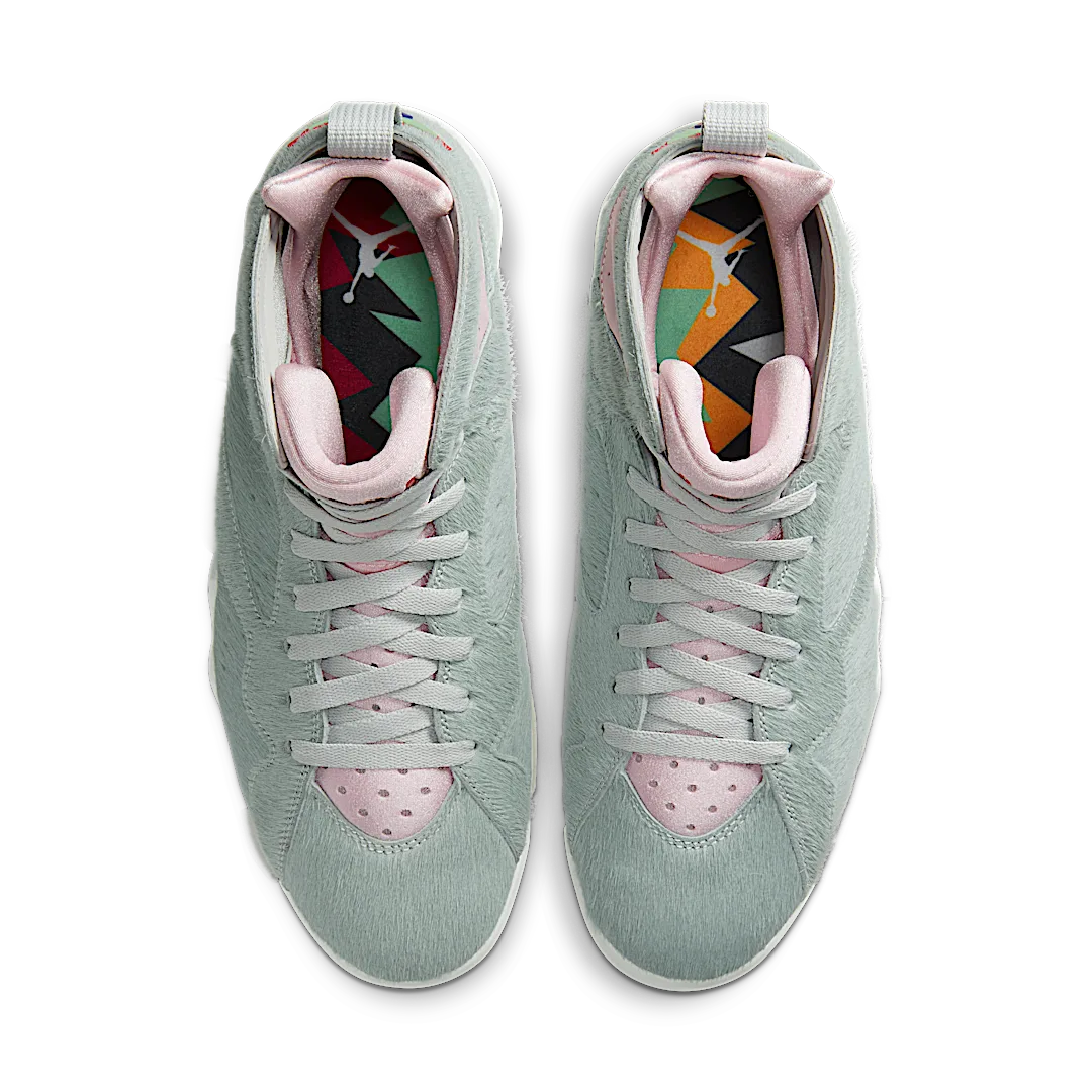 Air Jordan 7 Retro Neutral Grey