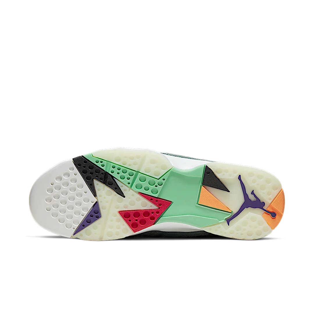 Air Jordan 7 Retro Neutral Grey