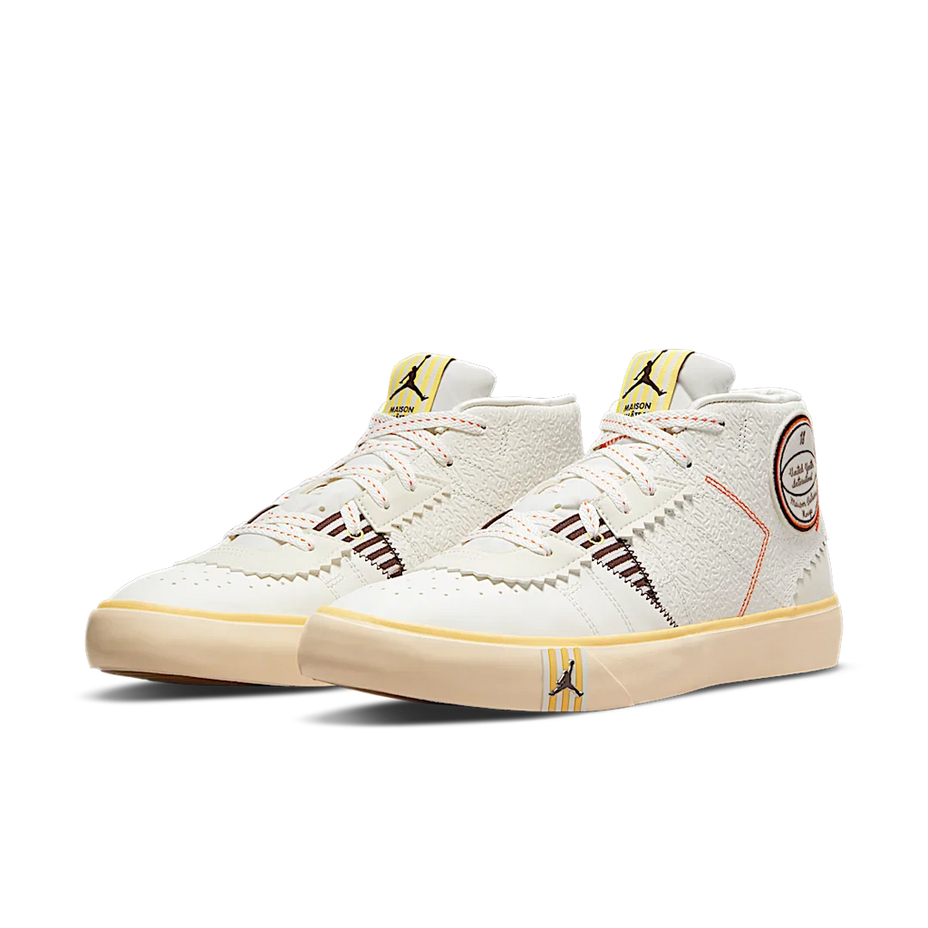 Air Jordan Series Mid Maison Chateau Rouge Sail