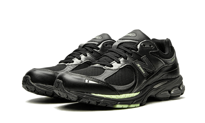 New Balance 2002R Black Silver Green