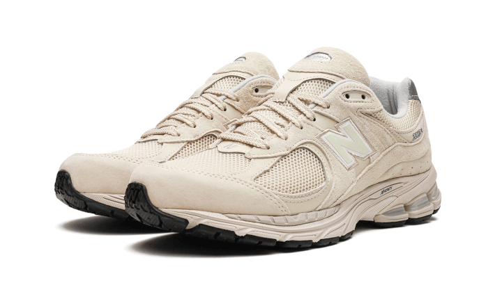 New Balance 2002R Bone Light Aluminum