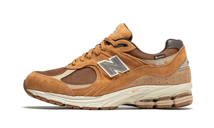 New Balance 2002R Gore-Tex Tobacco