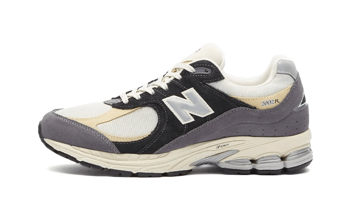 New Balance 2002R Magnet Sandstone