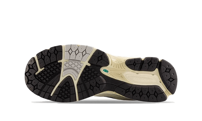 New Balance 2002R Vintage Teal Pouch