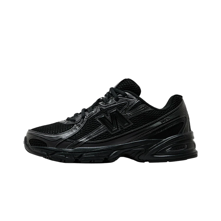 New Balance 740 Triple Black