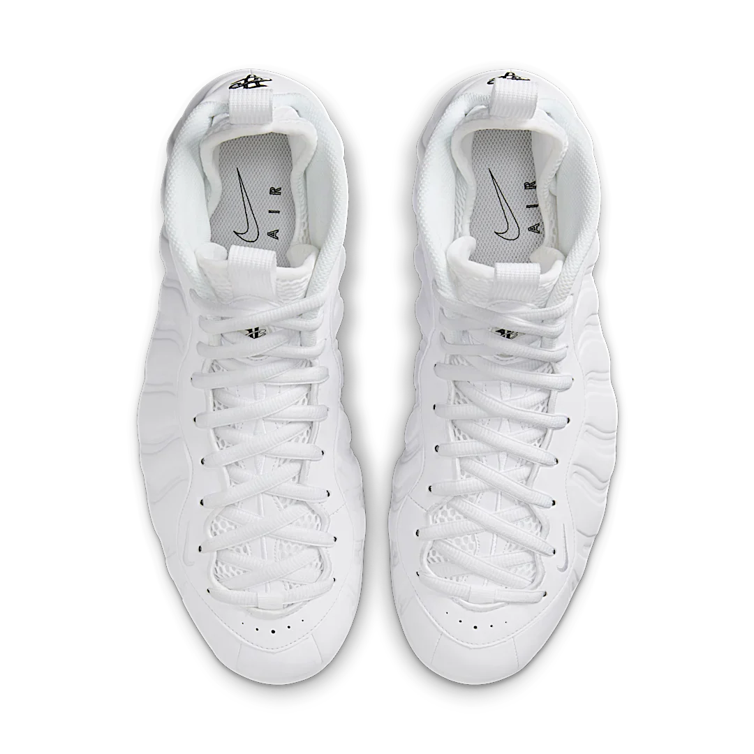 Nike Air Foamposite One Triple White