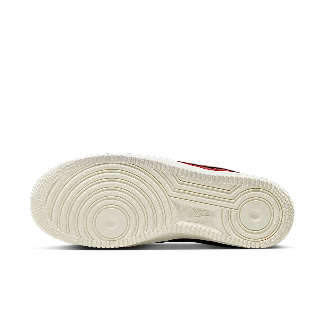 Nike Air Force 1 Low '07 PRM Team Red Sail