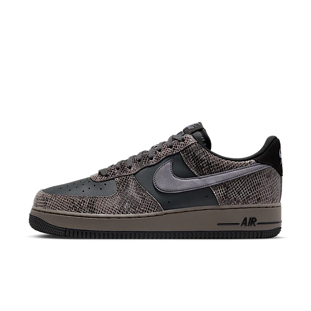 Nike Air Force 1 Low Off Noir Snakeskin