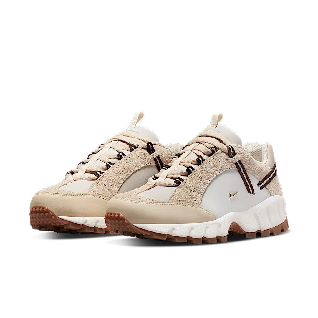 Nike Air Humara LX Jacquemus Light Bone Gold