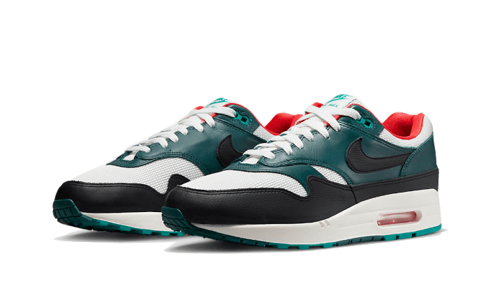 Nike Air Max 1 LeBron James Liverpool F.C.