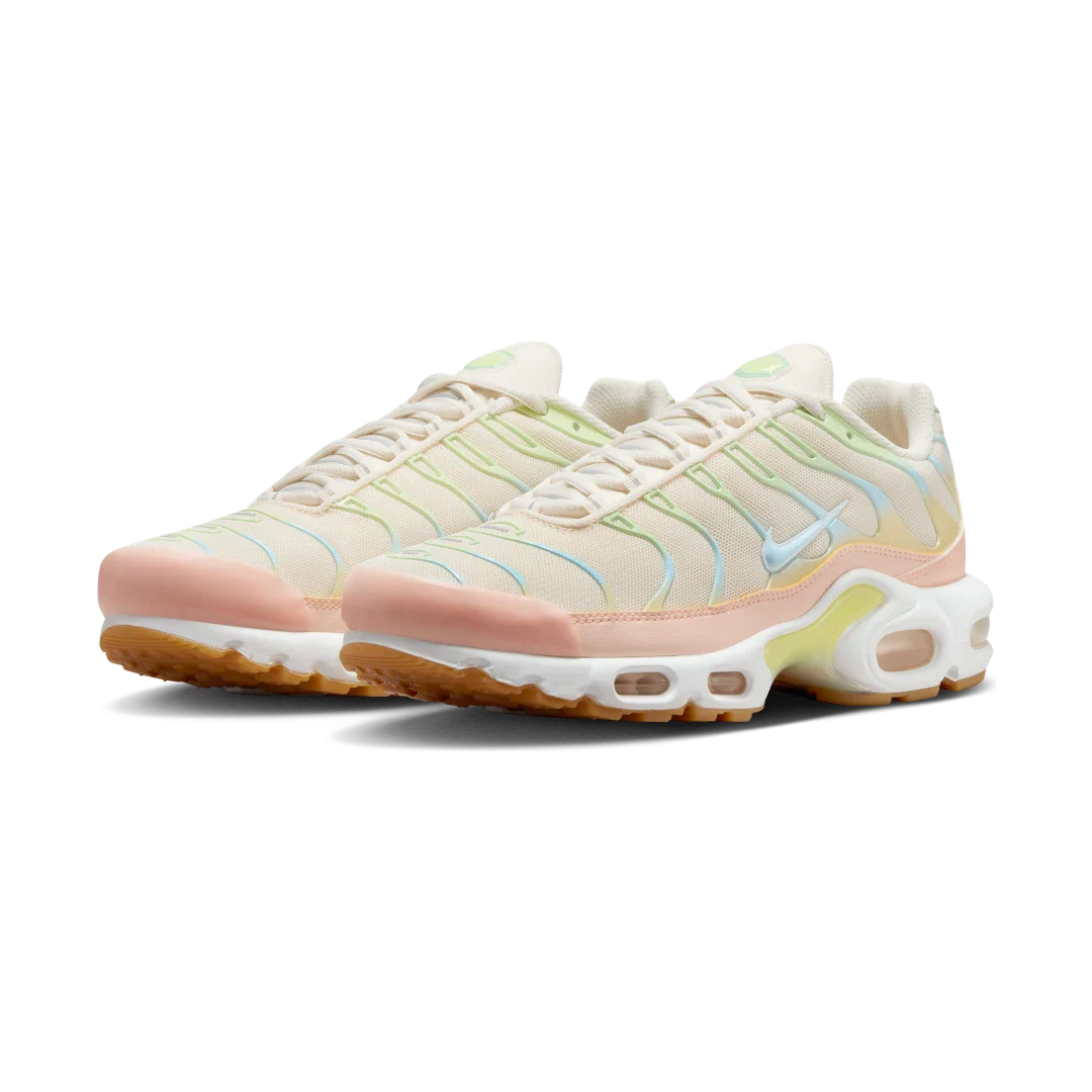 Nike Air Max Plus Crimson Tint