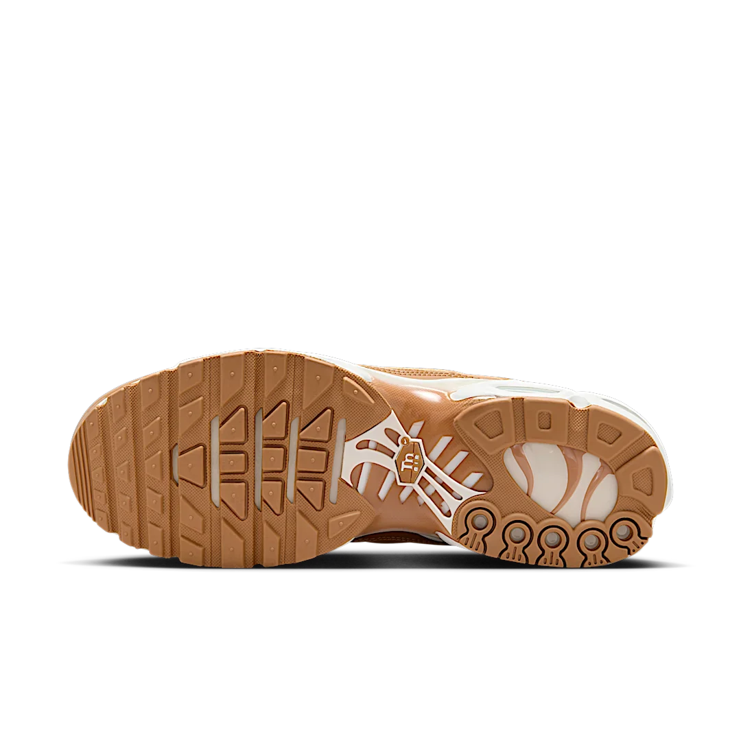 Nike Air Max Plus Flax Sail