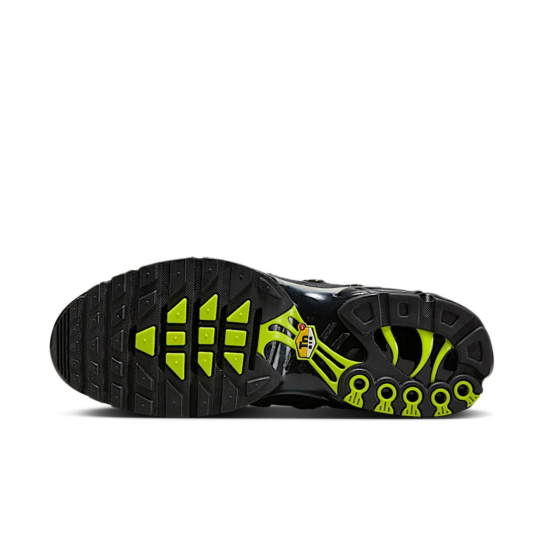 Nike Air Max Plus Utility Black College Grey Volt
