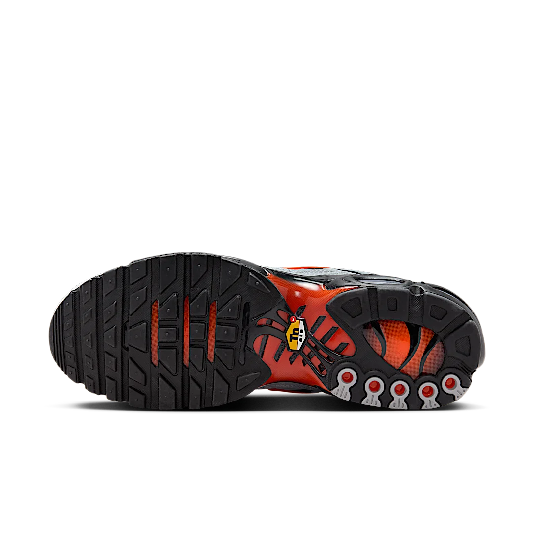 Nike Air Max Plus Wolf Grey Picante Red