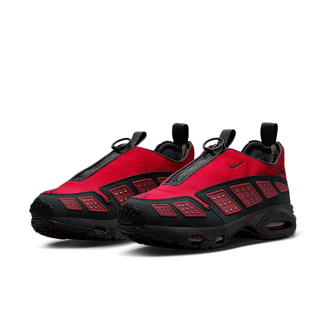 Nike Air Max Sunder Gore-Tex Hyper Crimson