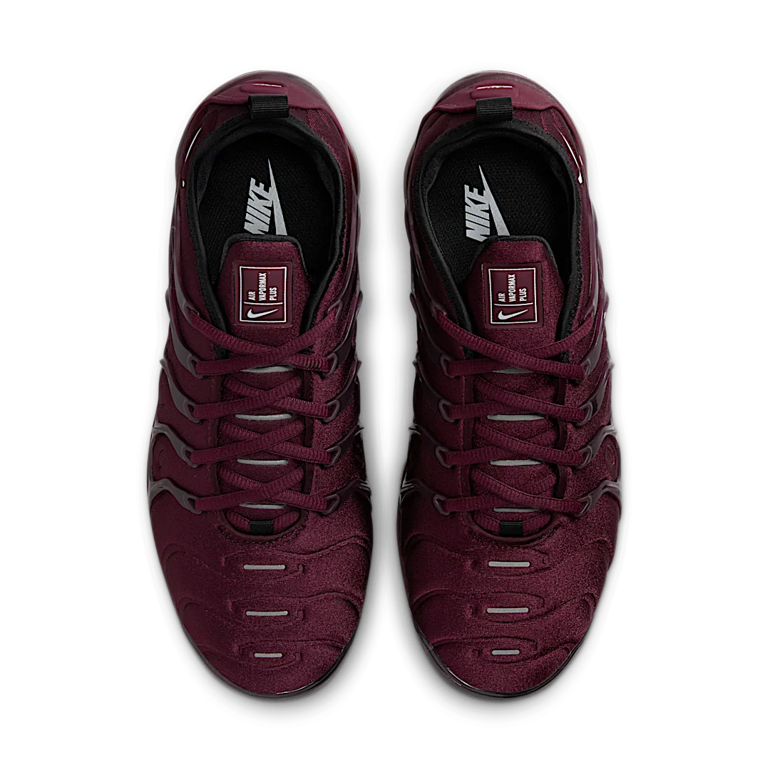 Nike Air VaporMax Plus Night Maroon