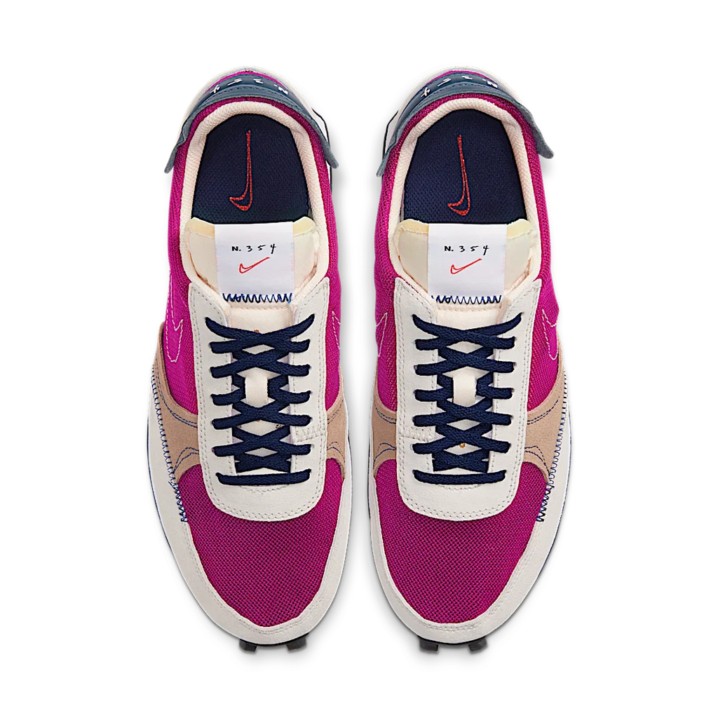 Nike Daybreak Type Cactus Flower