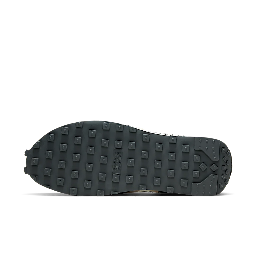 Nike Daybreak Type Summit White Light Orewood Brown