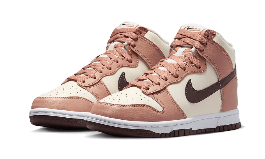 Nike Dunk High Dusted Clay