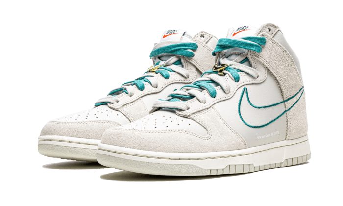 Nike Dunk High First Use Sail