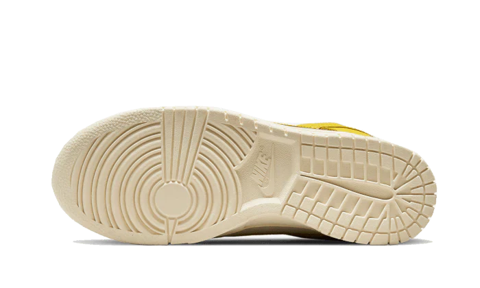 Nike Dunk Low LX Banana