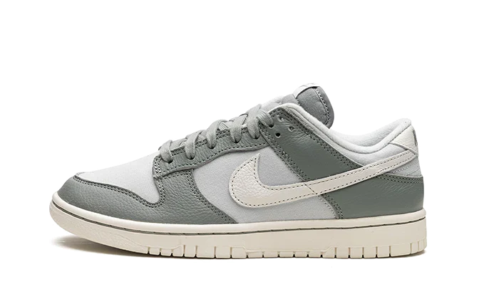 Nike Dunk Low Mica Green