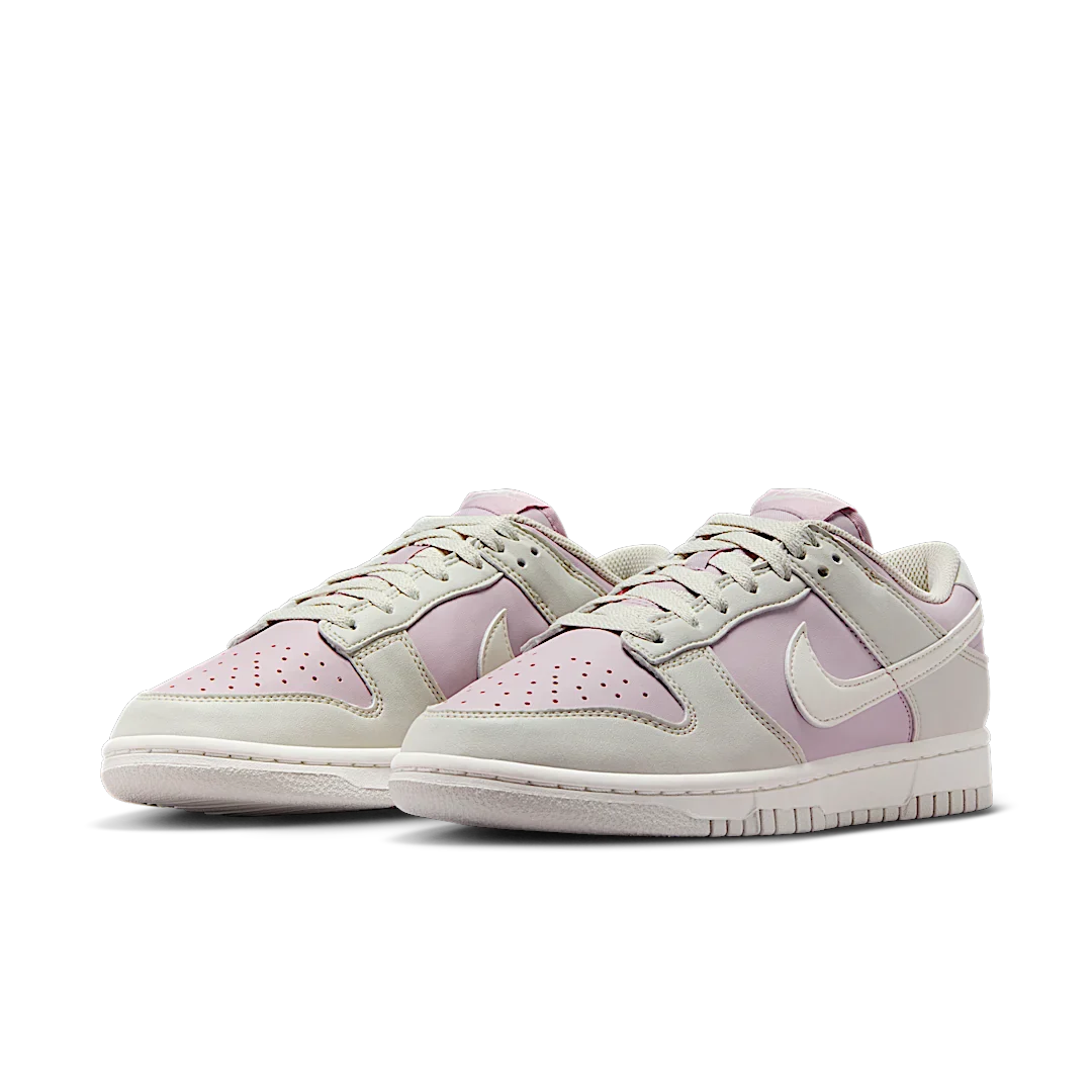 Nike Dunk Low Next Nature Platinum Violet