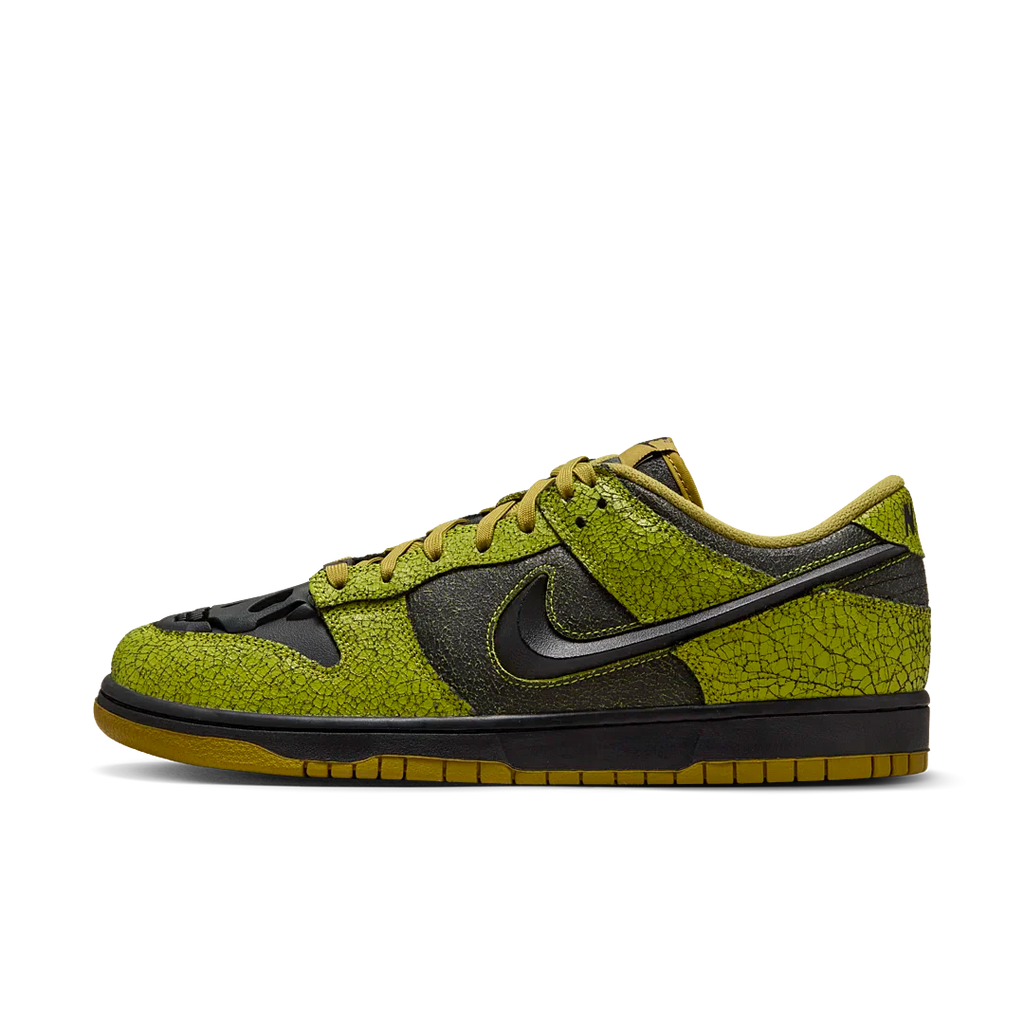 Nike Dunk Low Retro QS Halloween Skull