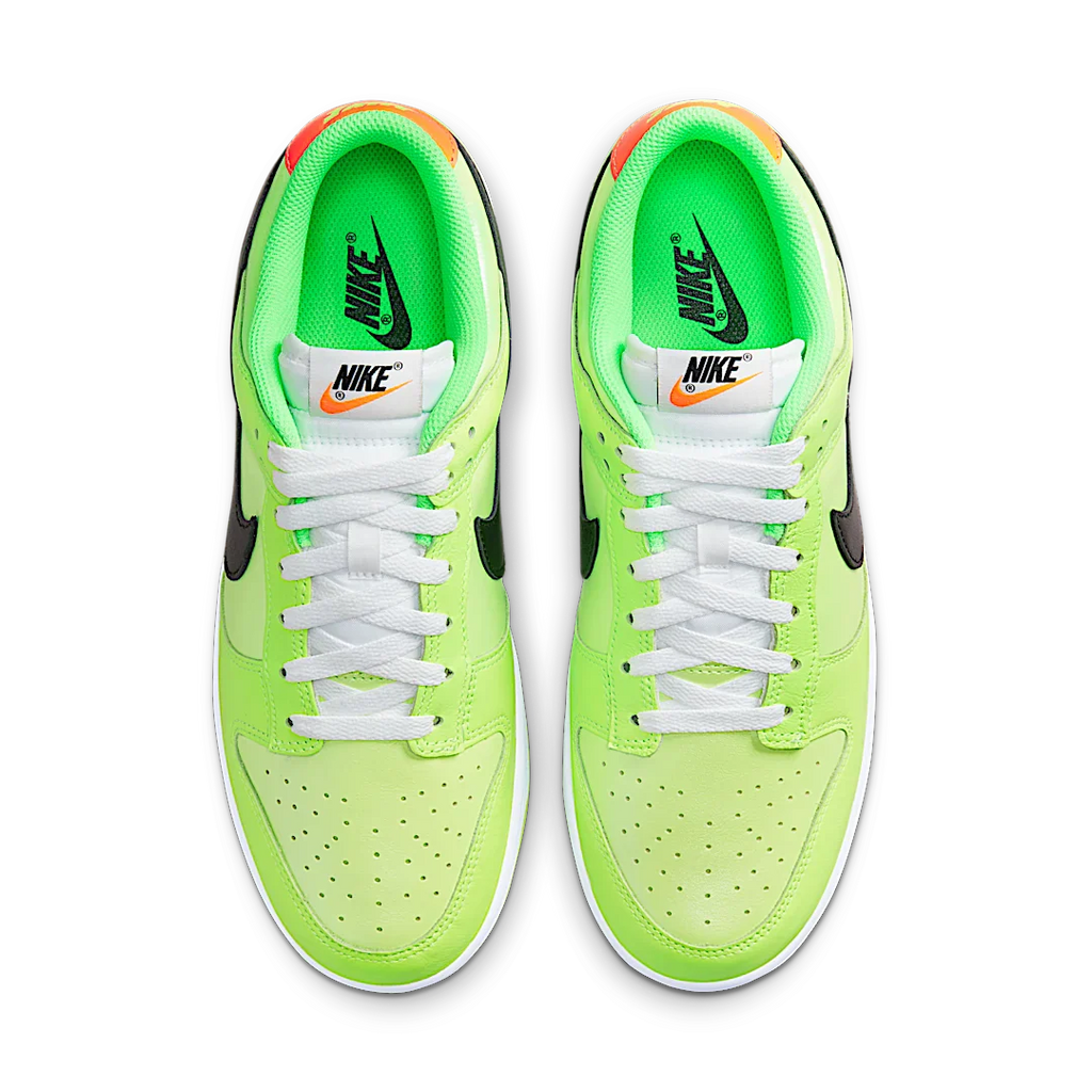 Nike Dunk Low SE Splash Volt