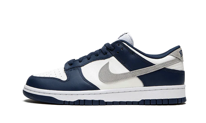 Nike Dunk Low Summit White Midnight Navy