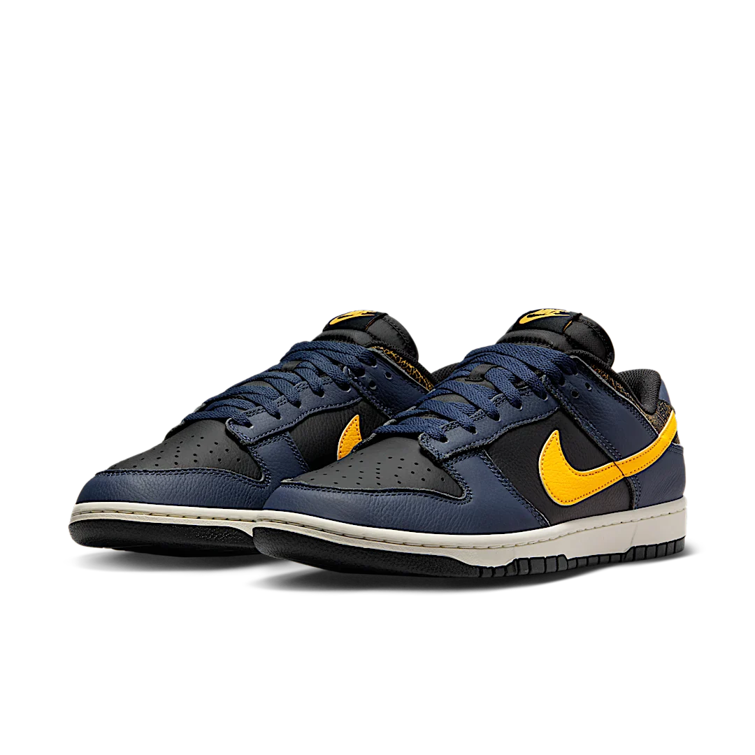 Nike Dunk Low Vintage Michigan