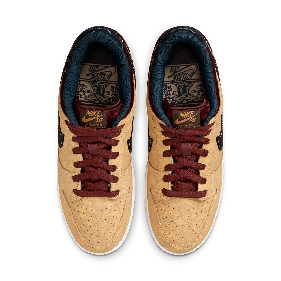 Nike SB Dunk Low City of Cinema