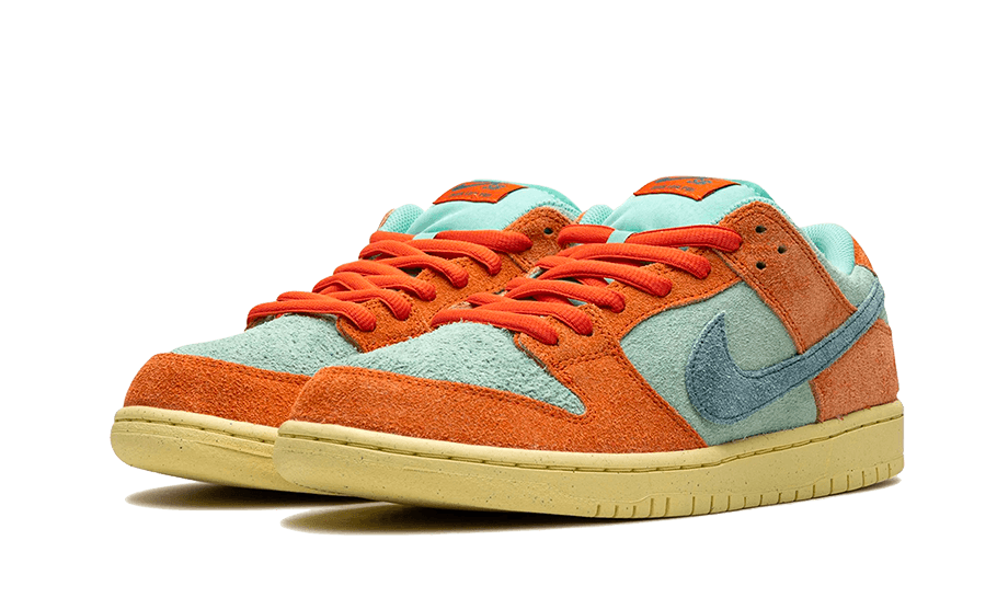 Nike SB Dunk Low Orange Emerald Rise