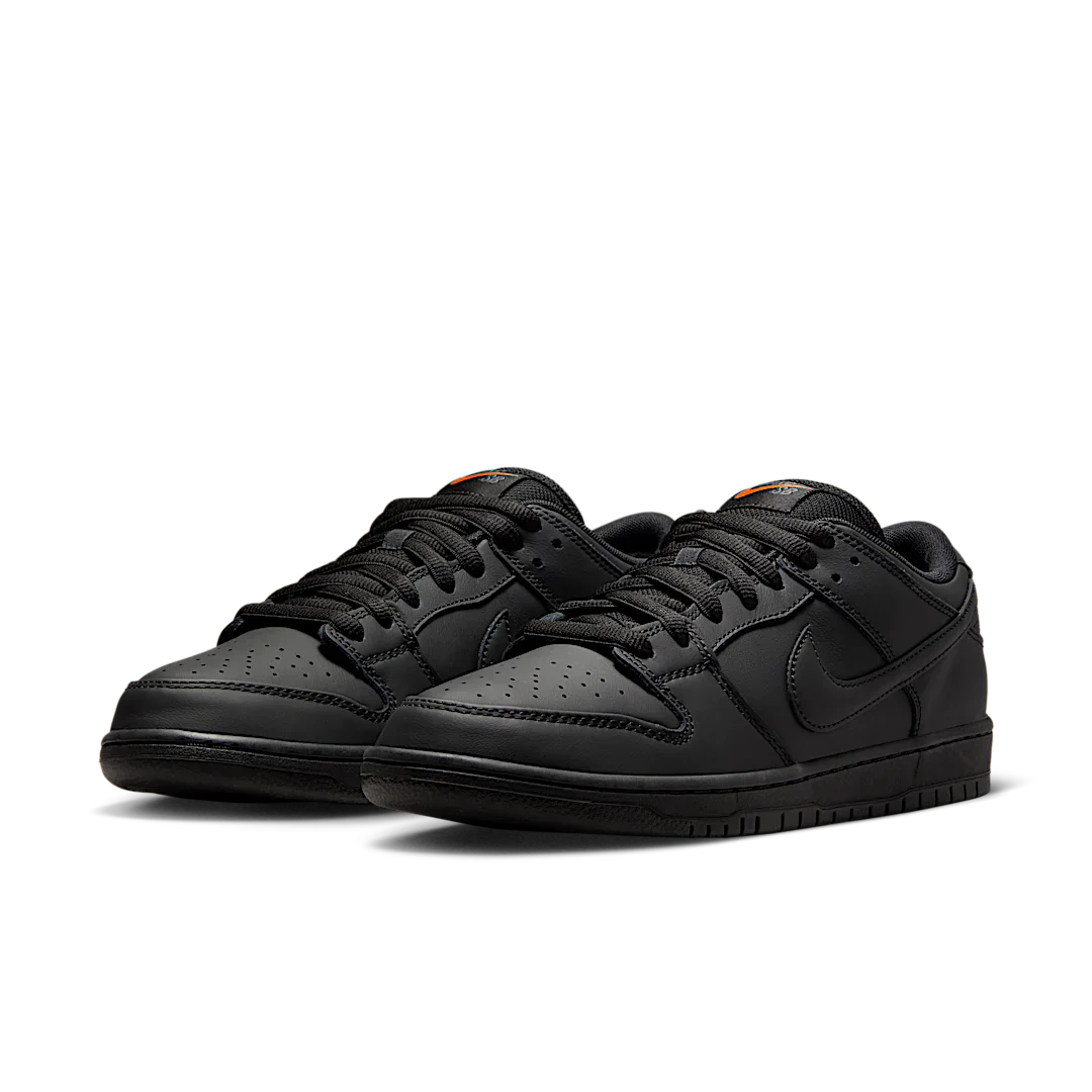 Nike SB Dunk Low Pro Triple Black