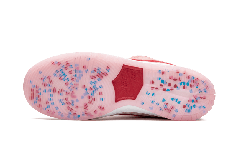 Nike SB Dunk Low StrangeLove Skateboards (Special Box)