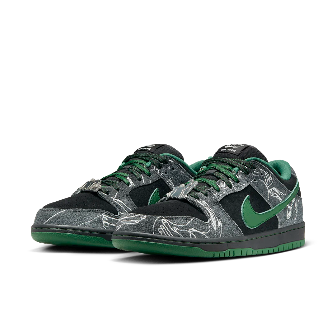 Nike SB Dunk Low There Skateboards