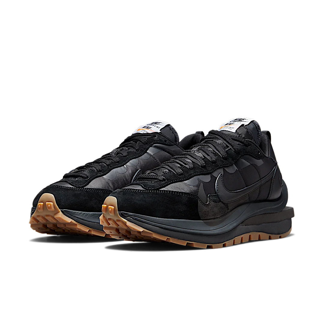 Nike Vaporwaffle sacai Black Gum