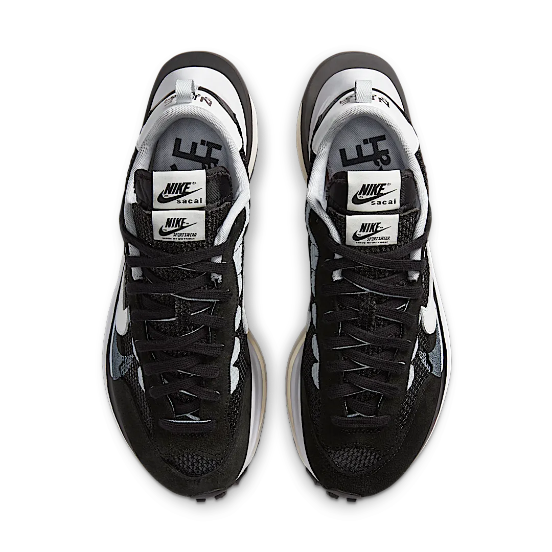 Nike Vaporwaffle sacai Black White